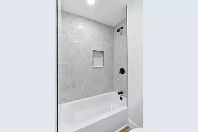 1404 Ivan Avenue, Bakersfield, CA 93304 - Photo 17
