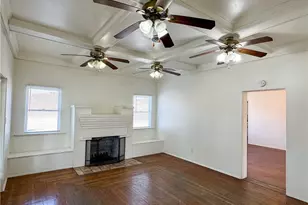 2310 B St, Bakersfield, CA 93301 - Photo 9