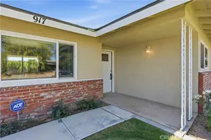 917 Elizabeth Ct, Bakersfield, CA 93308 - Photo 9
