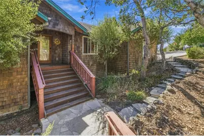 1086 Hillcrest, Cambria, CA 93428 - Photo 1