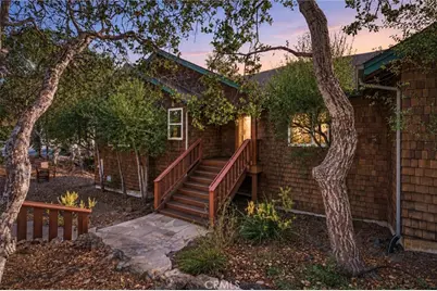 1086 Hillcrest, Cambria, CA 93428 - Photo 3