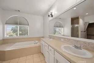 427 Olive St, Paso Robles, CA 93446 - Photo 17