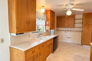 2304 Otto Ln, Bakersfield, CA 93308 - Photo 11