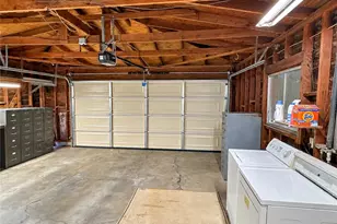 2304 Otto Ln, Bakersfield, CA 93308 - Photo 33