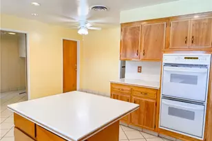 3709 Christmas Tree Ln, Bakersfield, CA 93306 - Photo 21