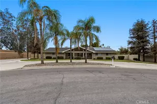 3012 McCall Ave, Bakersfield, CA 93304 - Photo 1