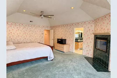 7808 Jill Jean Avenue, Bakersfield, CA 93308 - Photo 33