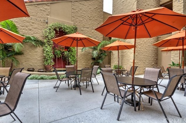 24055 Paseo Del Lago, Laguna Beach CA  92637-2678 exterior