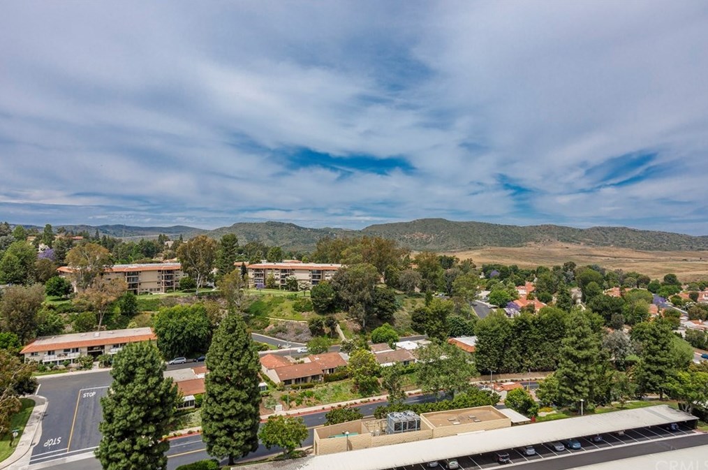 24055 Paseo Del Lago, Laguna Beach CA  92637-2678 exterior