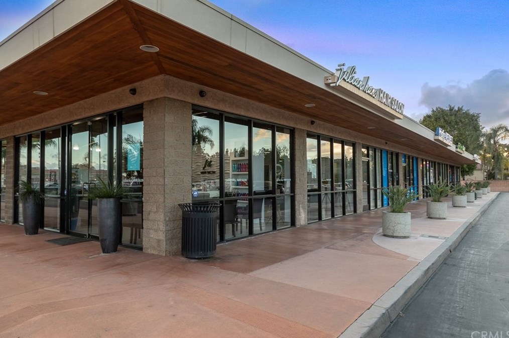 24055 Paseo Del Lago, Laguna Beach CA  92637-2678 exterior