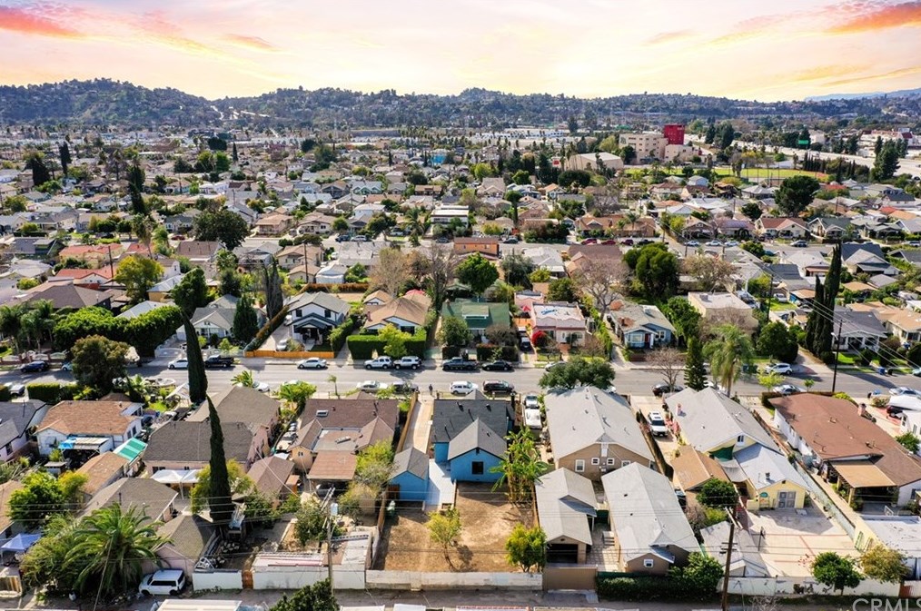 2793 Estara Ave, Los Angeles CA  90065-2978 exterior