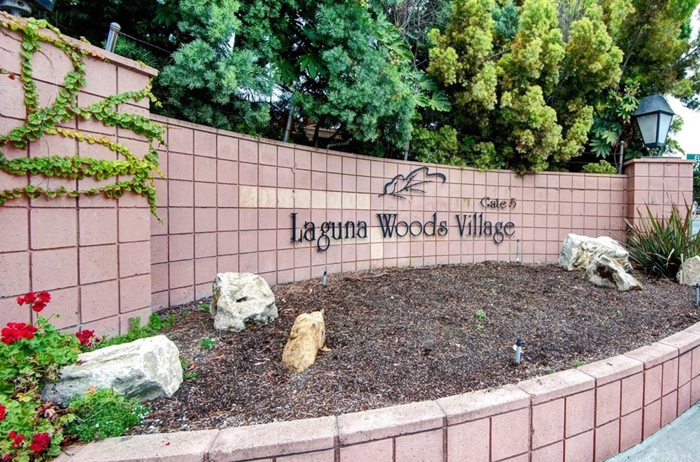 3244 San Amadeo, Laguna Beach CA  92637-3068 exterior
