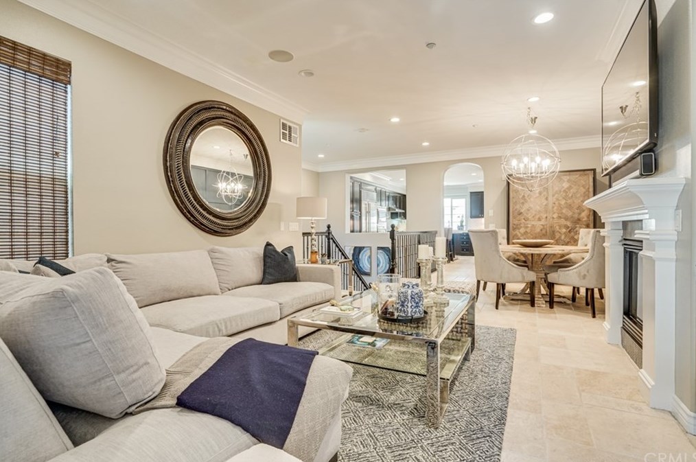 21358 Cieza Cir, Huntington Beach CA  92648-5396 exterior
