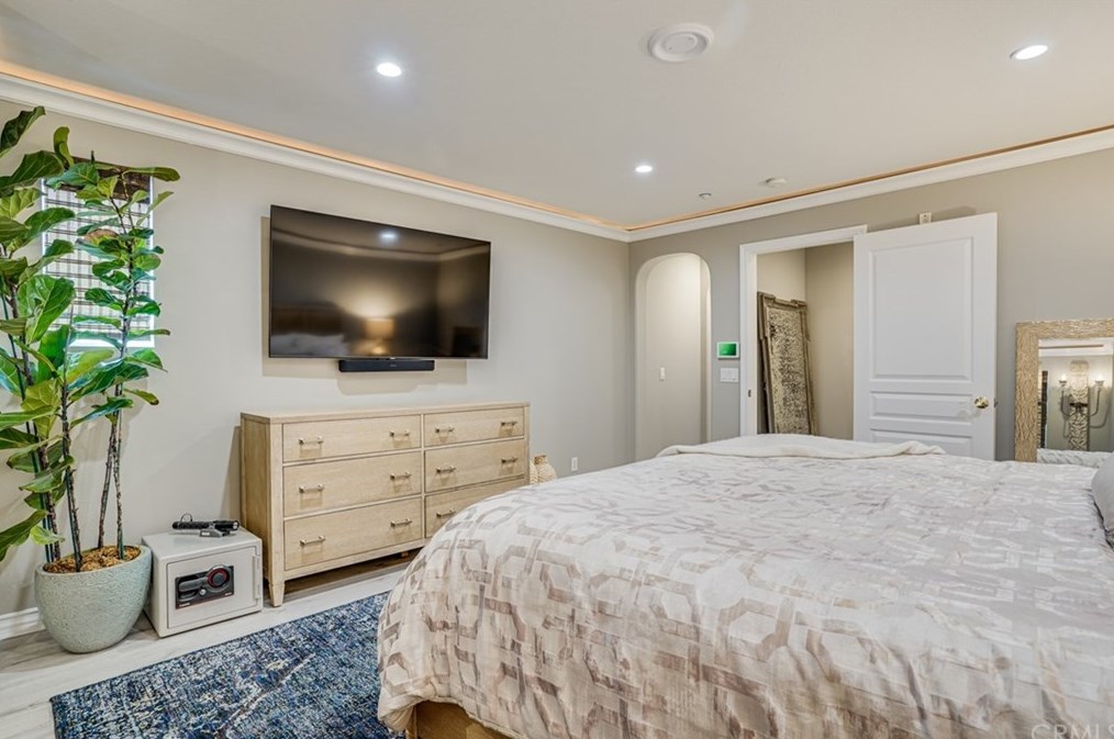 21358 Cieza Cir, Huntington Beach CA  92648-5396 exterior
