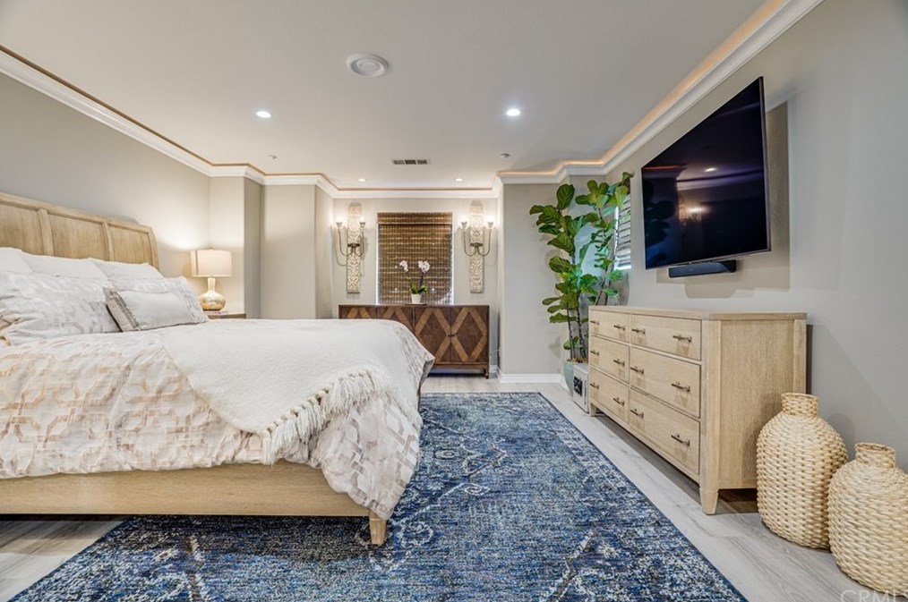 21358 Cieza Cir, Huntington Beach CA  92648-5396 exterior
