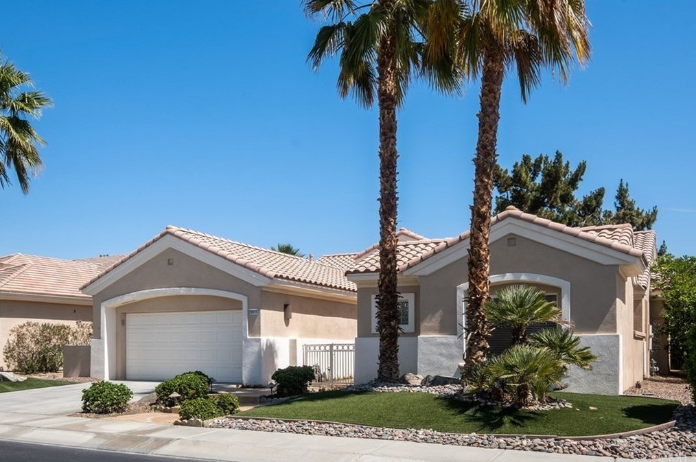39515 Manorgate Rd, Palm Desert CA  92211-1916 exterior
