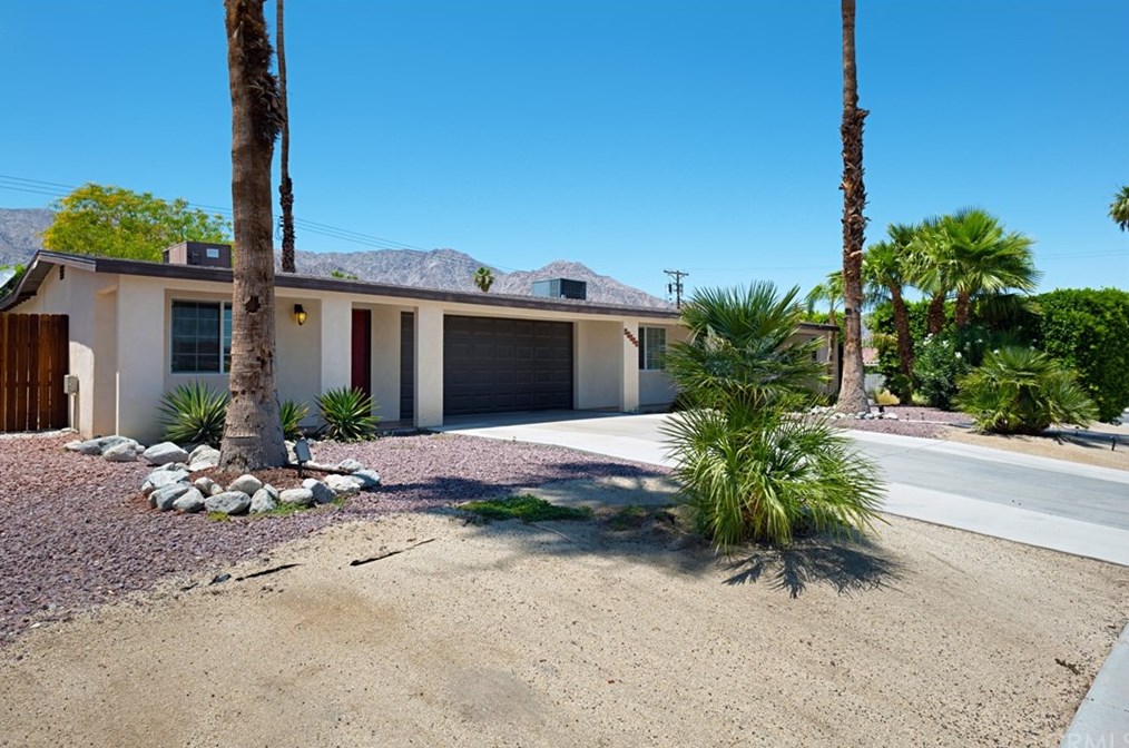 52777 Eisenhower Dr, La Quinta CA  92253-3358 exterior