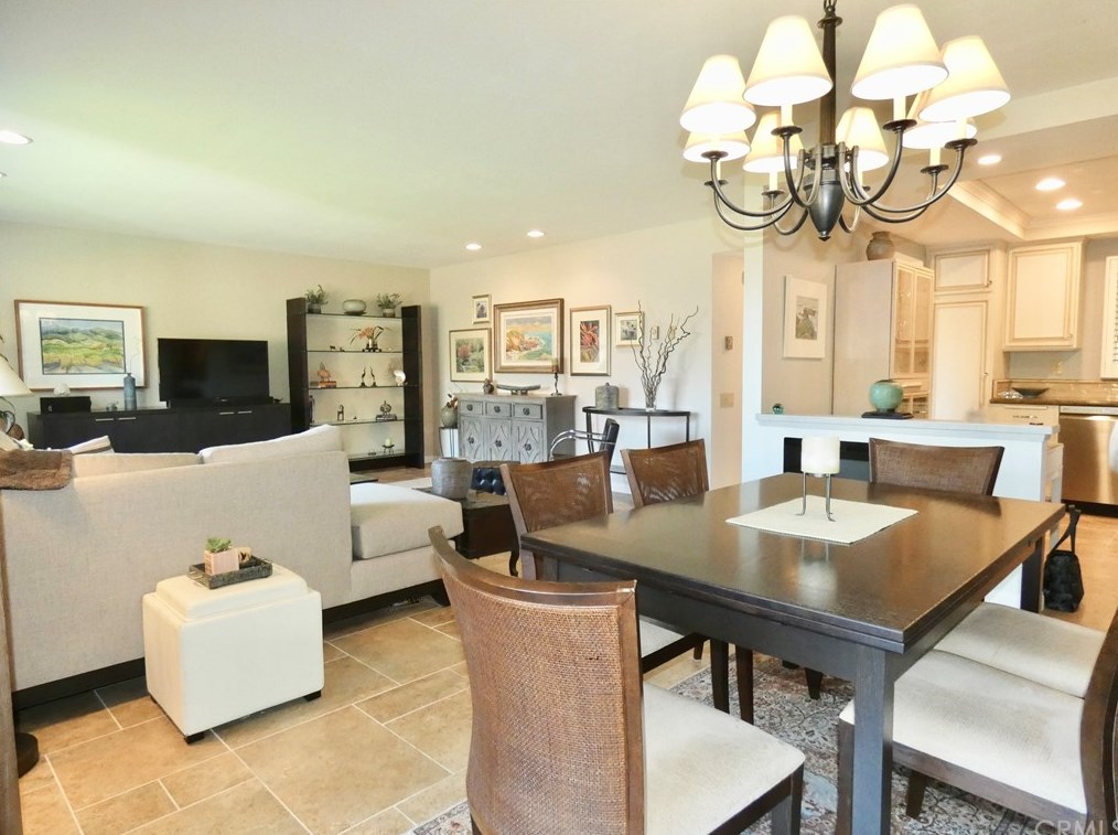 4025 Calle Sonora Este, Laguna Beach CA  92637-3213 exterior