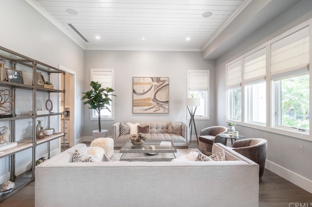 1737 Park St, Huntington Beach CA  92648-2732 exterior