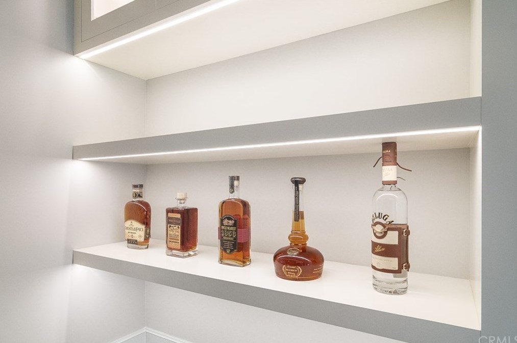 1737 Park St, Huntington Beach CA  92648-2732 exterior