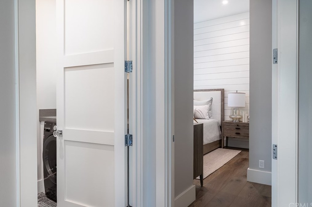 1737 Park St, Huntington Beach CA  92648-2732 exterior