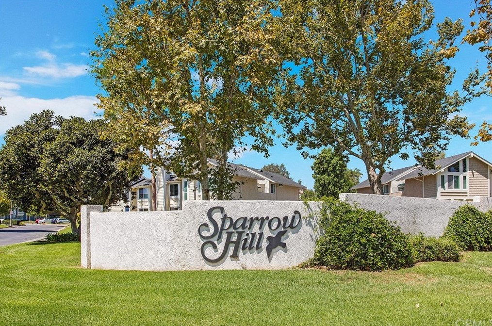 25595 Paseo La Vis, Laguna Beach CA  92677-4403 exterior