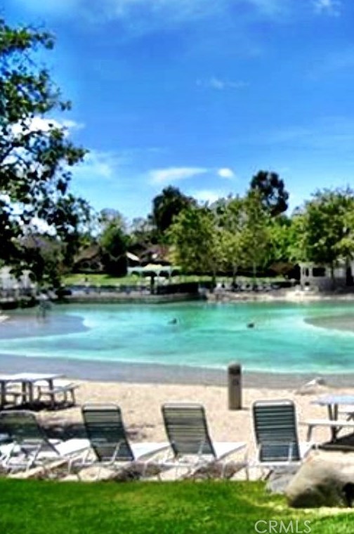 619 Springbrook, Irvine CA  92614-7919 exterior