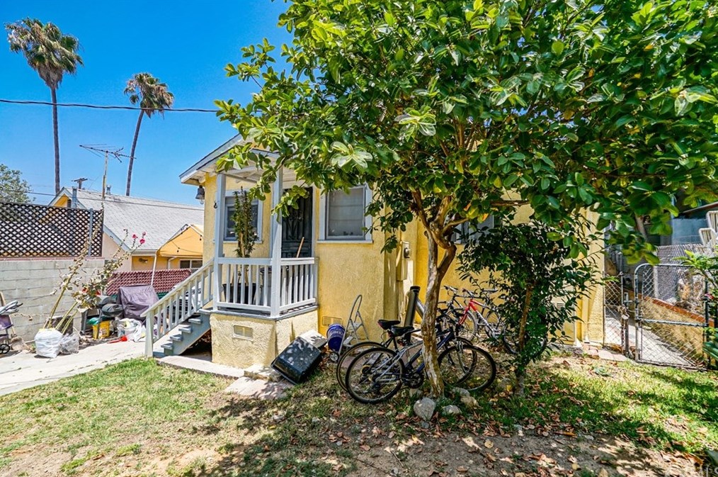 2942 2nd St, Los Angeles CA  90057-2004 exterior