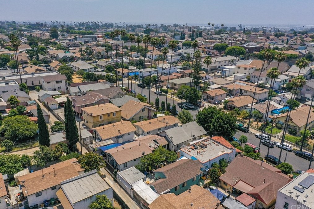 2942 2nd St, Los Angeles CA  90057-2004 exterior