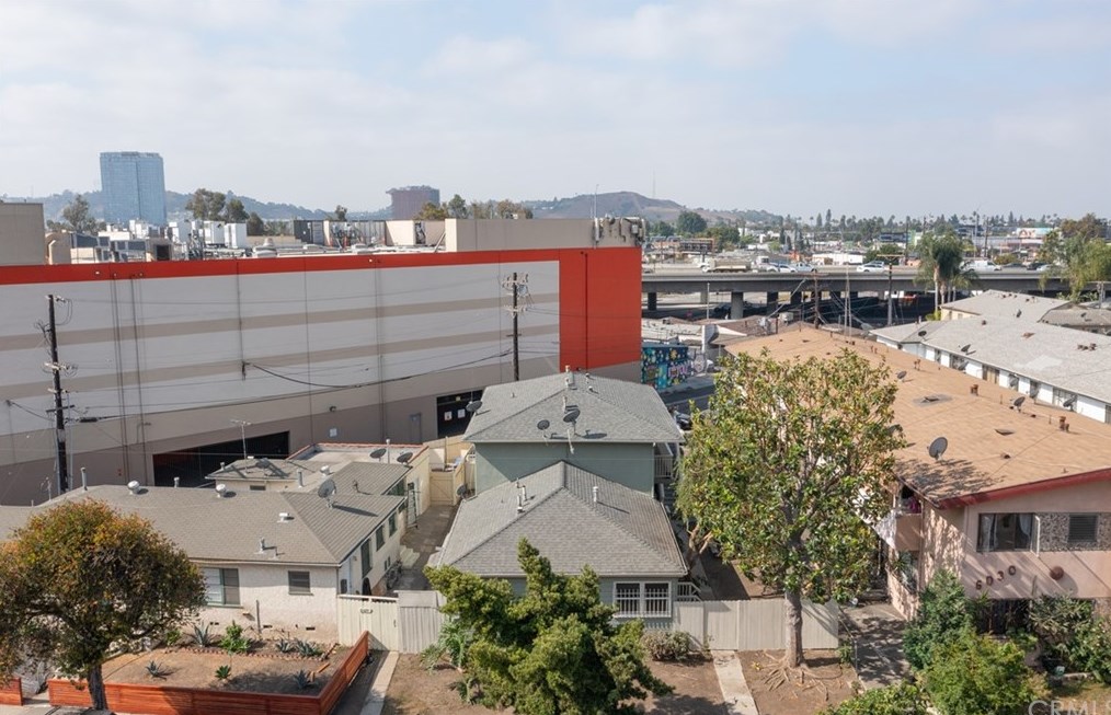 6026 Cadillac Ave, Los Angeles CA  90034-1703 exterior