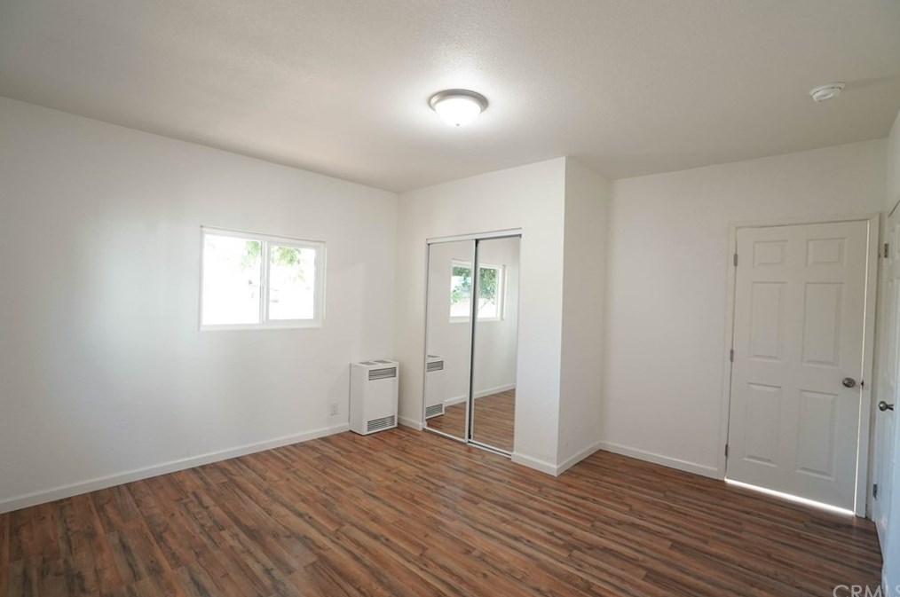 626 35th St, Los Angeles CA  90007-3411 exterior