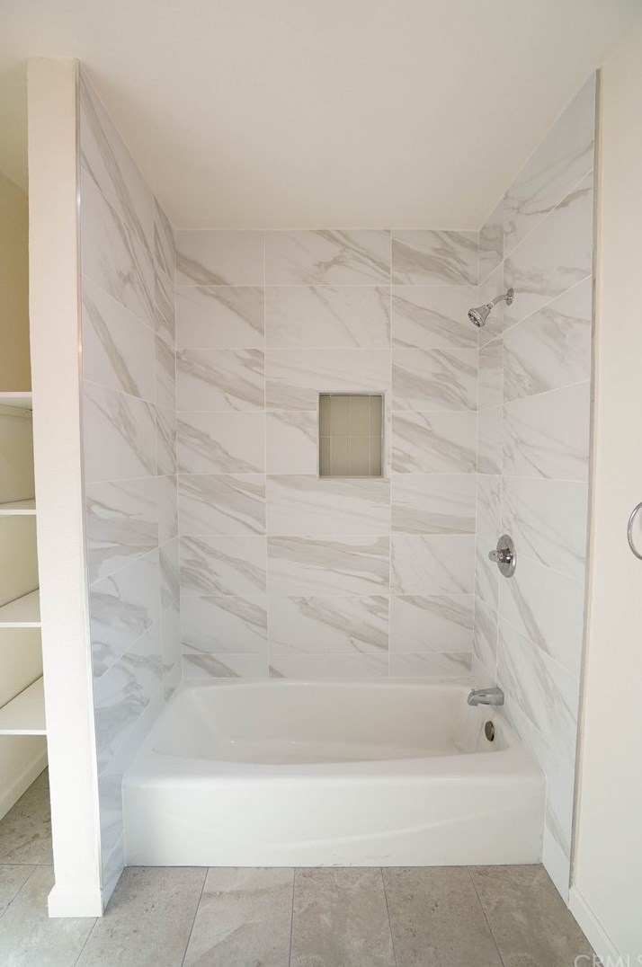 626 35th St, Los Angeles CA  90007-3411 exterior