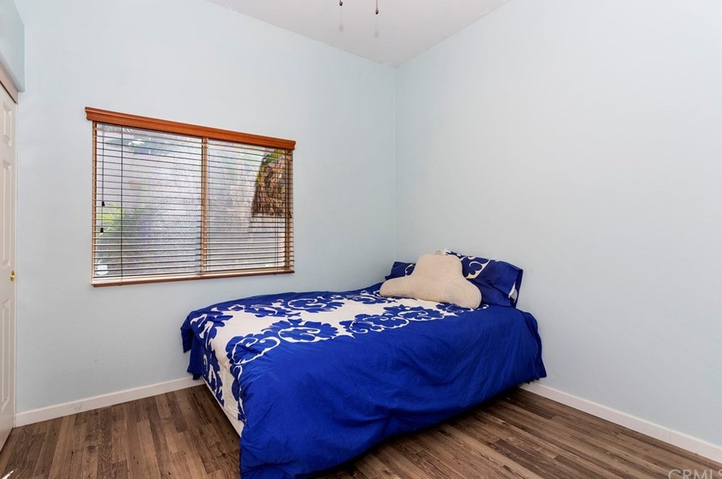39528 Montebello Way, Murrieta CA  92563-7333 exterior