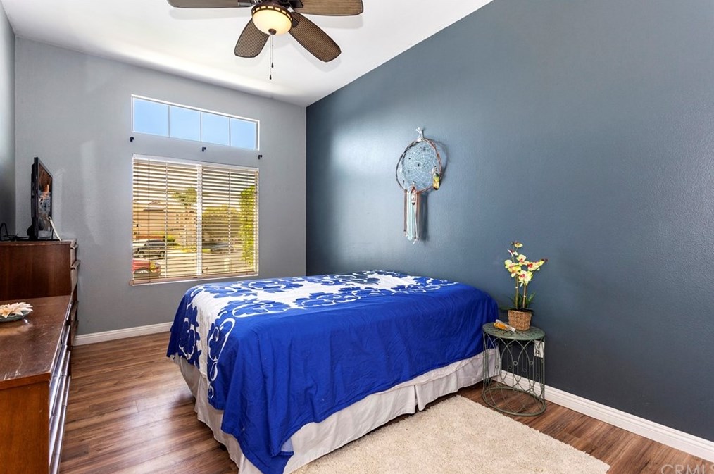 39528 Montebello Way, Murrieta CA  92563-7333 exterior