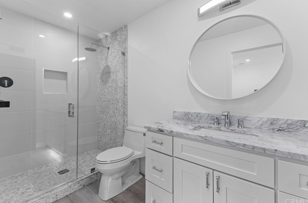 9002 Five Harbors Dr, Huntington Beach CA  92646-6303 exterior