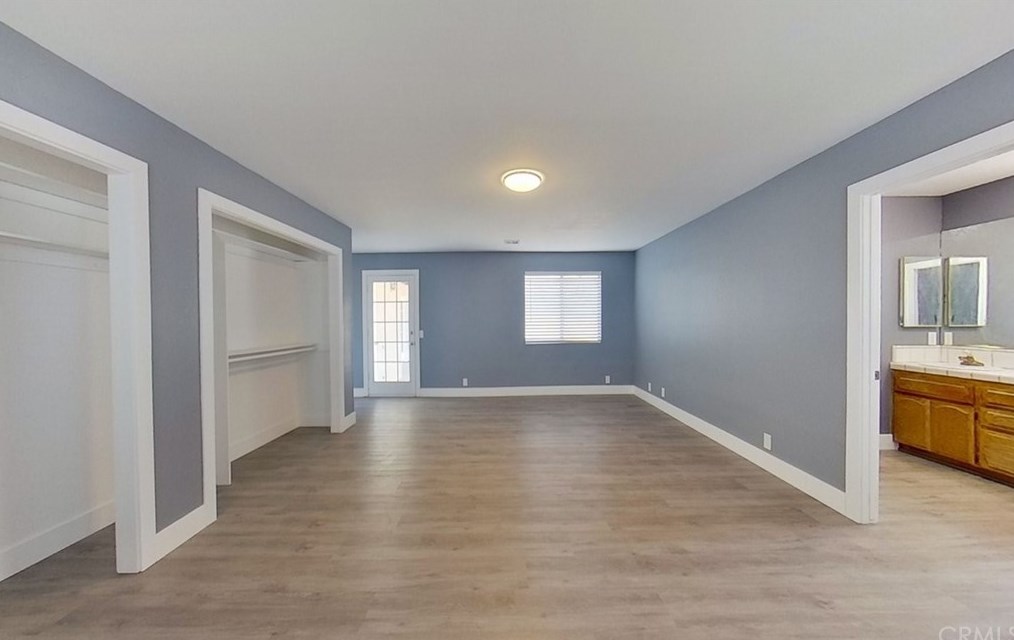 14184 Wells Fargo St, Hesperia CA  92344-8158 exterior