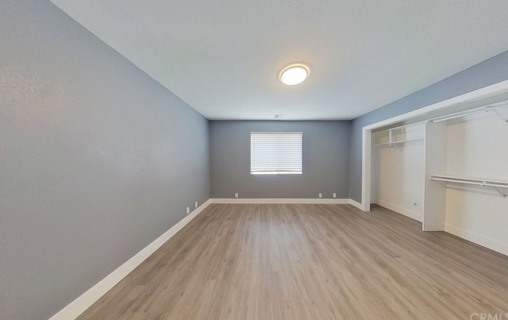 14184 Wells Fargo St, Hesperia CA  92344-8158 exterior