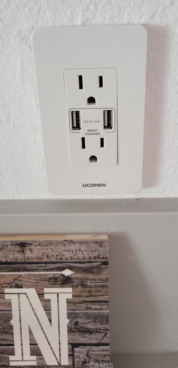 9864 Continental Dr, Huntington Beach CA  92646-4241 exterior