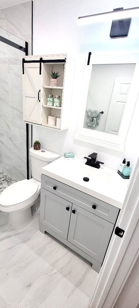 9864 Continental Dr, Huntington Beach CA  92646-4241 exterior