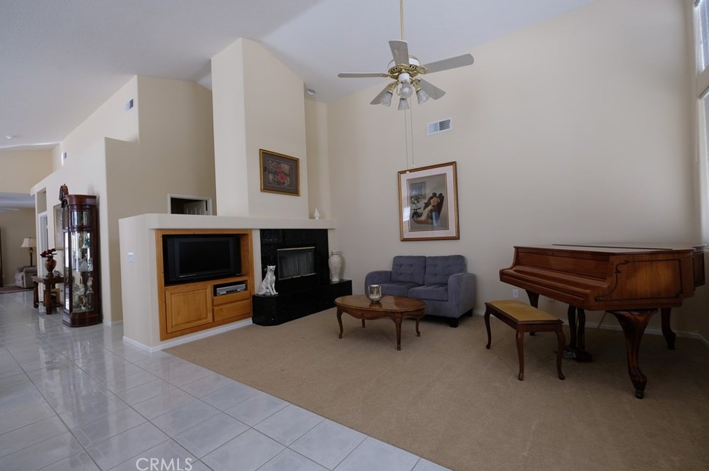 23794 Via Compadres, Murrieta CA 92562-5545 exterior