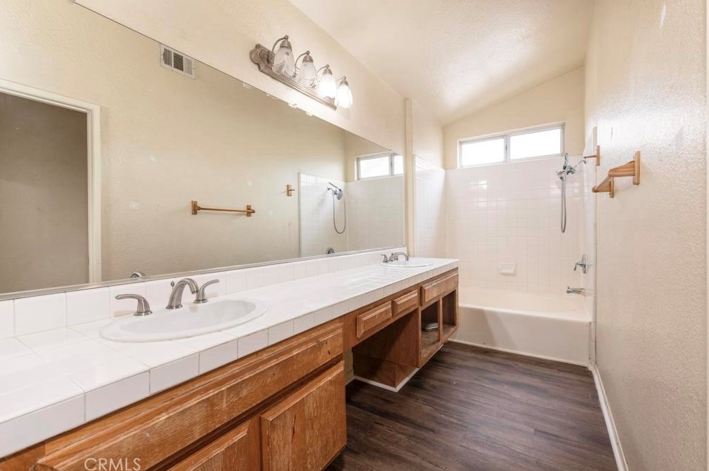 16839 Calle Pinata, Moreno Valley CA  92551-2116 exterior