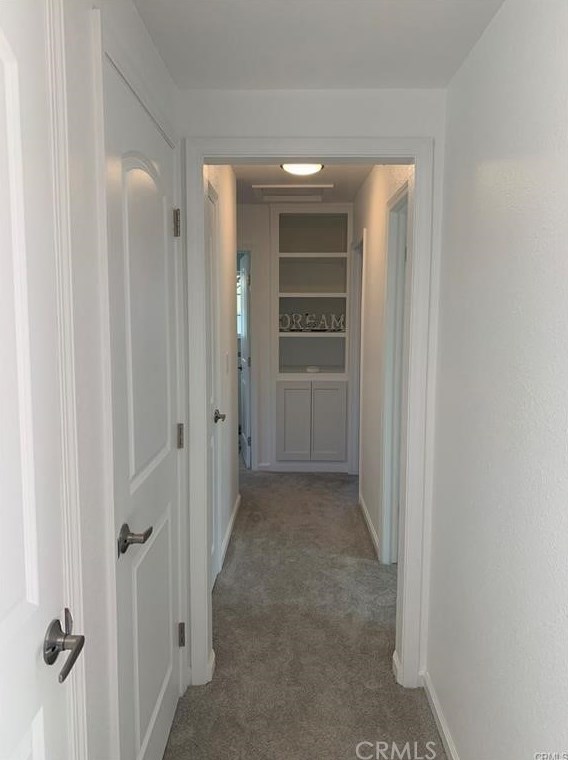 17102 Kampen Ln, Huntington Beach CA  92647-6016 exterior