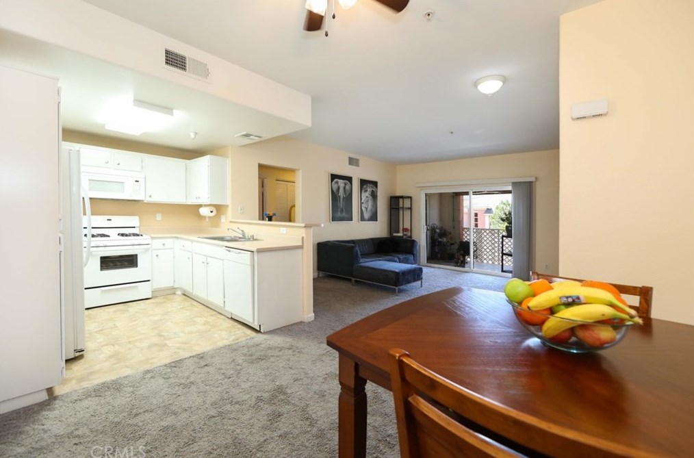 44784 Adam Ln, Temecula CA  92592-2819 exterior