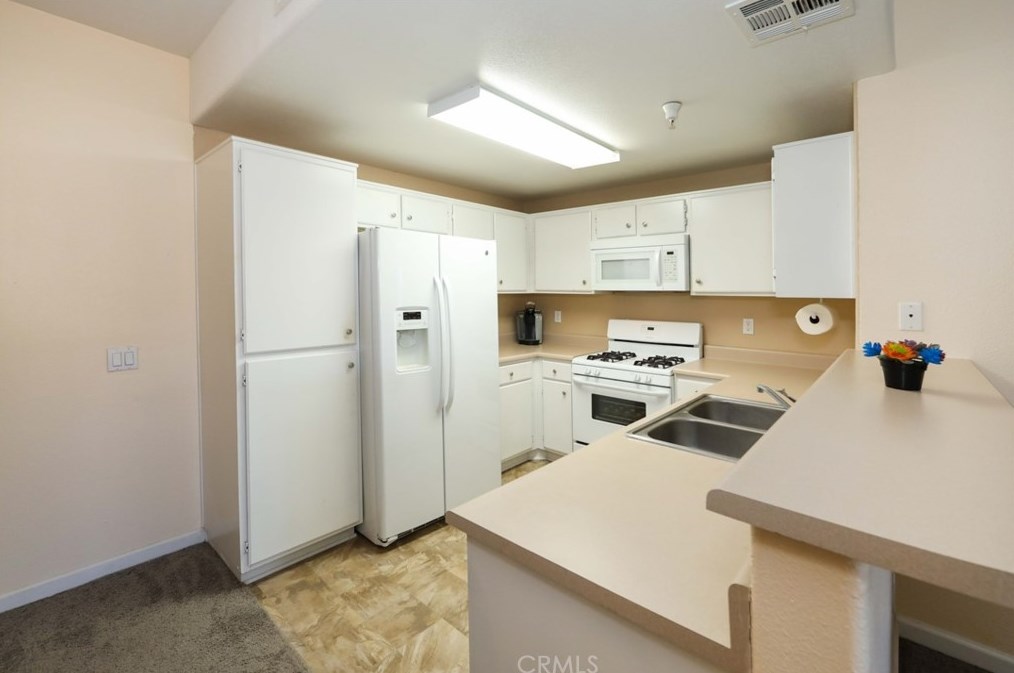 44784 Adam Ln, Temecula CA  92592-2819 exterior