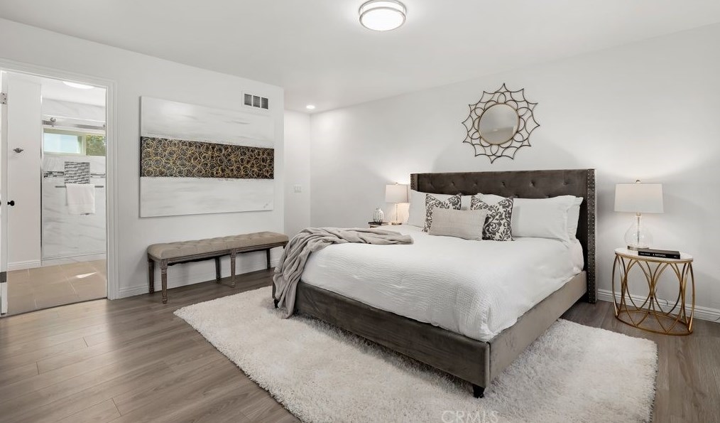18229 Friar St, Los Angeles CA  91335-7034 exterior