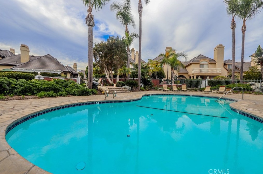 6225 Greenbrier Dr, Huntington Beach CA  92648-5545 exterior