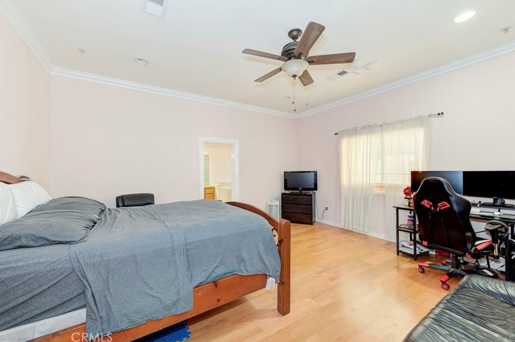 3173 Weldon Ave, Los Angeles CA  90065-2954 exterior