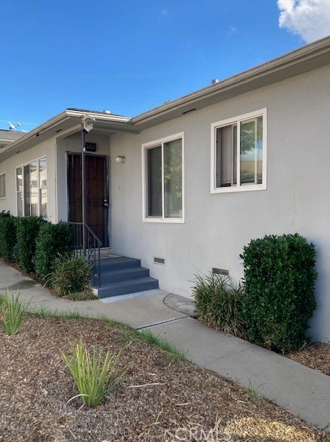 5407 Via Corona St, Los Angeles CA  90022-2201 exterior