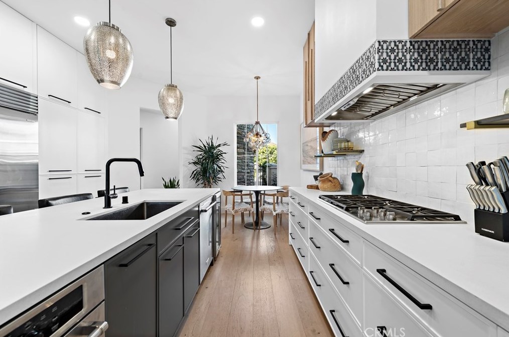 1620 Arch Bay Dr, Newport Beach, CA 92660