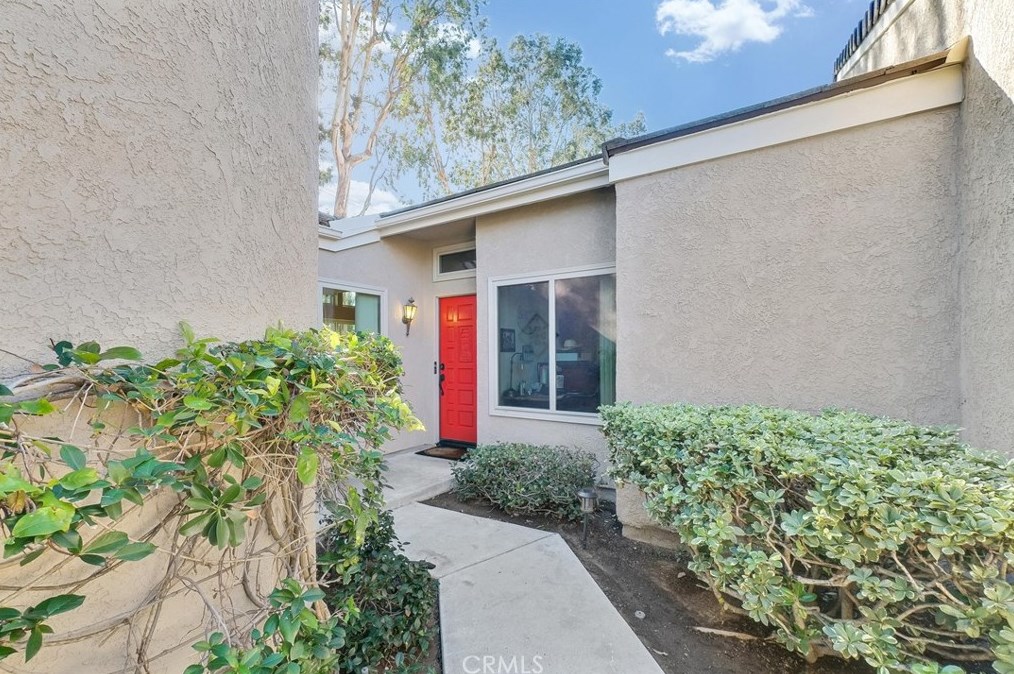 5395 Via De La Zorra, Yorba Linda CA  92887-3535 exterior